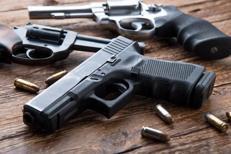 Can a Felon Buy Ammo? Federal Laws, State Rules, and Legal Exceptions
