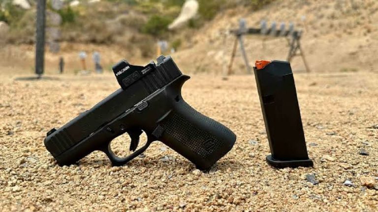 Does the Glock 43X Have a Rail? Complete Comparison and Buying Guide